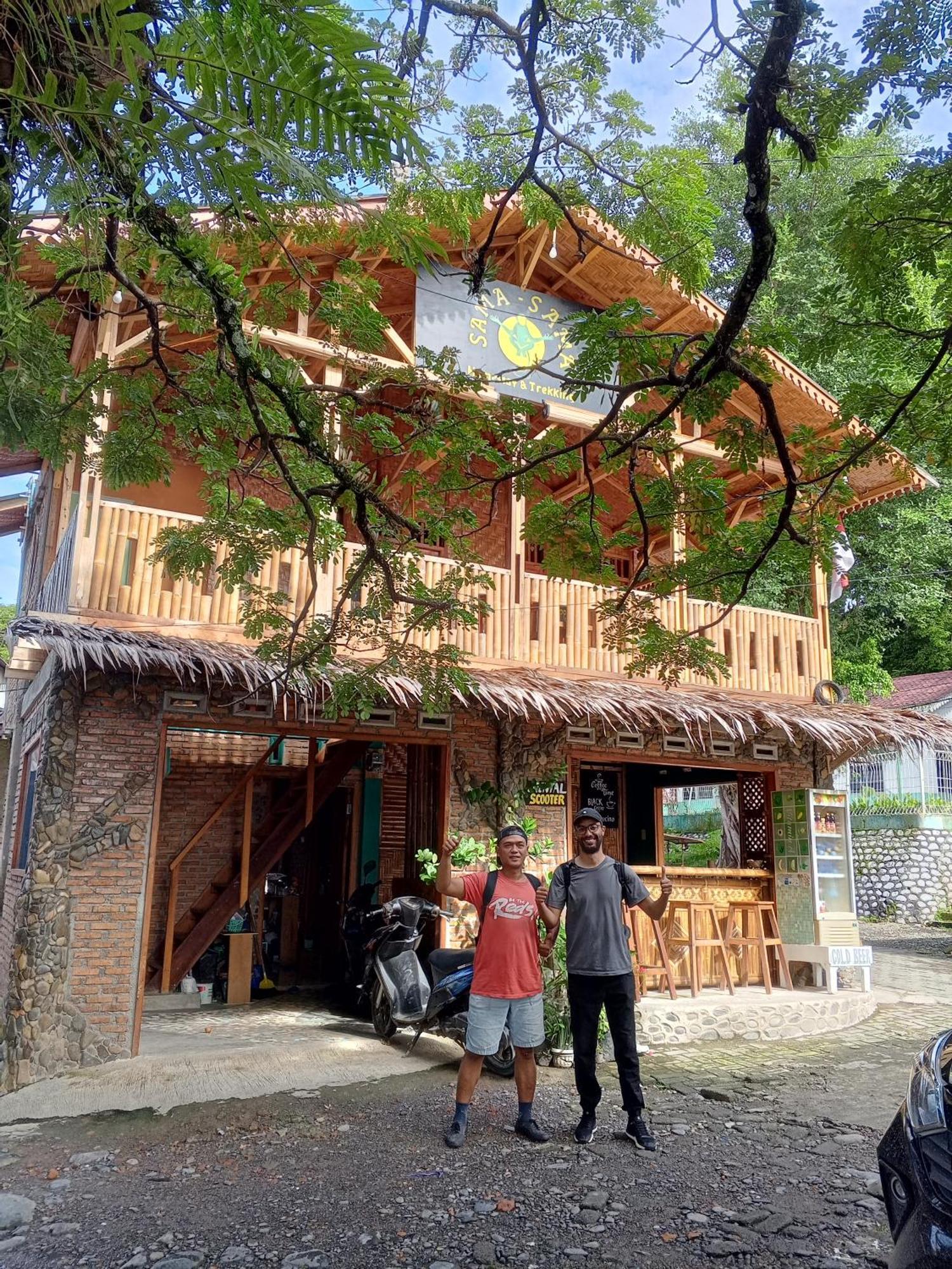 Sama Sama Homestay & Trekking Only Stay Here Book Trekking And Transport With Us Букит-Лаванг Экстерьер фото